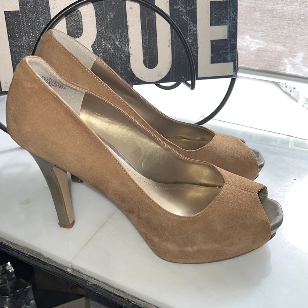 Taupe suede platform peep toe!